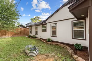 315 Greenpark Dr, Houston, TX 77079 - Photo 9