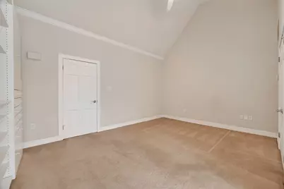 5338 Brownway Street #B19, Houston, TX 77056 - Photo 11