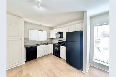 4 Marabou Place, The Woodlands, TX 77380 - Photo 5