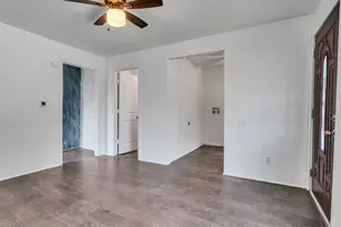 5603 N Wayside Dr, Houston, TX 77028 - Photo 11