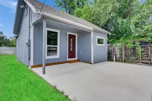 5603 N Wayside Dr, Houston, TX 77028 - Photo 3