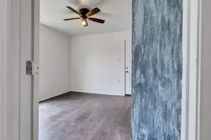 5603 N Wayside Dr, Houston, TX 77028 - Photo 23