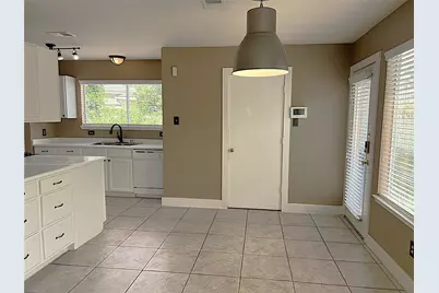 6819 Kingwood Glen Drive, Humble, TX 77346 - Photo 11