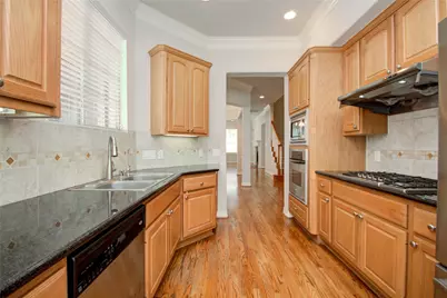 3207 Holly Crossing Drive, Houston, TX 77042 - Photo 13