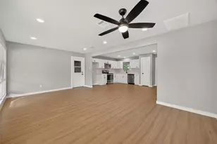 4403 Botany Ln, Houston, TX 77047 - Photo 7