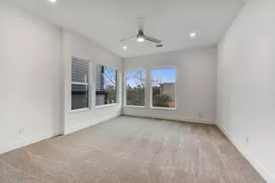 806 Fisher St, Houston, TX 77018 - Photo 11