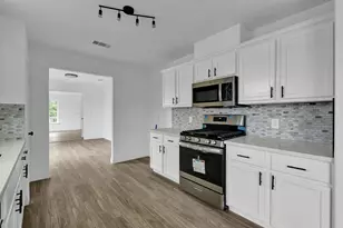5306 Ave M 1/2, Galveston, TX 77551 - Photo 17
