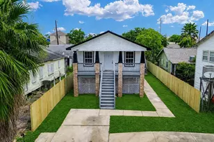 5306 Ave M 1/2, Galveston, TX 77551 - Photo 1