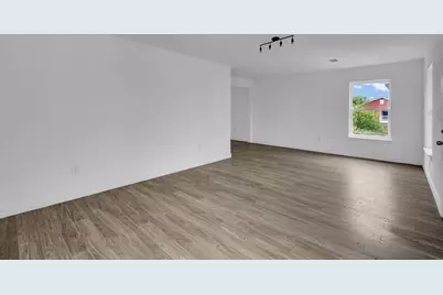 5306 Avenue M 1/2, Galveston, TX 77551 - Photo 7