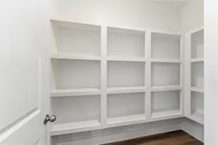 219 Orchard Laurel Dr, Alvin, TX 77511 - Photo 13