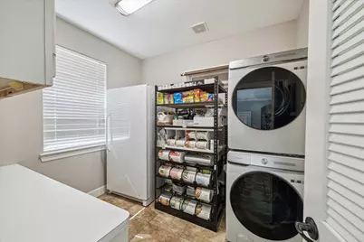 15718 Starcreek Lane, Houston, TX 77044 - Photo 19