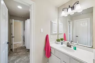 15718 Starcreek Ln, Houston, TX 77044 - Photo 27