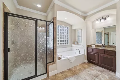 15718 Starcreek Lane, Houston, TX 77044 - Photo 3