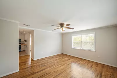 1539 Hawthorne Street #4, Houston, TX 77006 - Photo 1