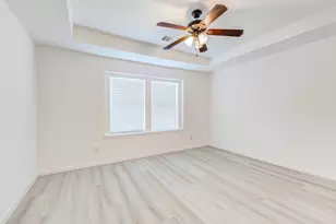 8115 Barnes Ridge Ln, Houston, TX 77072 - Photo 11