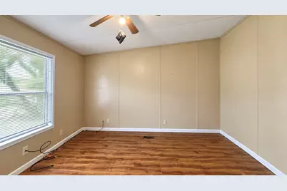 6710 Trail Loop W, Rosharon, TX 77583 - Photo 9