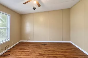6710 Trail Loop W, Rosharon, TX 77583 - Photo 9