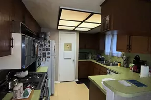 10510 Sagebluff Dr, Houston, TX 77089 - Photo 3