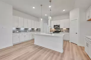 969 Garden Path Dr, Willis, TX 77378 - Photo 33