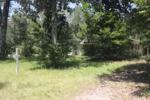 130 County Rd 389, Cleveland, TX 77328 - Photo 7
