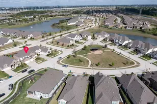 922 Shumard St, Webster, TX 77598 - Photo 45