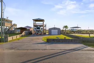 1112 Mabry St, Gilchrist, TX 77617 - Photo 1