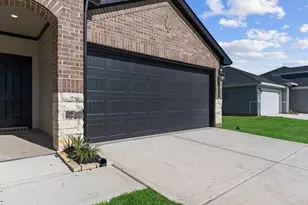 5034 Balcolm Dr, Fresno, TX 77545 - Photo 3