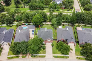 13743 Sherburn Manor Dr, Cypress, TX 77429 - Photo 39