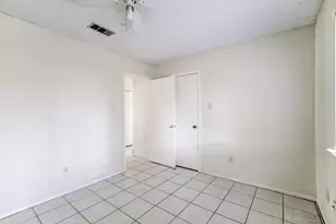 3834 Westheimer Pl Dr, Houston, TX 77082 - Photo 25