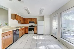 3834 Westheimer Pl Dr, Houston, TX 77082 - Photo 13