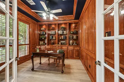 2926 Quincannon Lane, Houston, TX 77043 - Photo 5