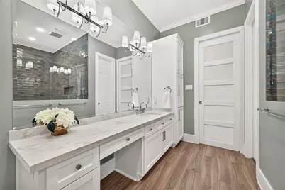 2926 Quincannon Lane, Houston, TX 77043 - Photo 31