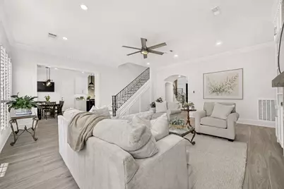 2926 Quincannon Lane, Houston, TX 77043 - Photo 15