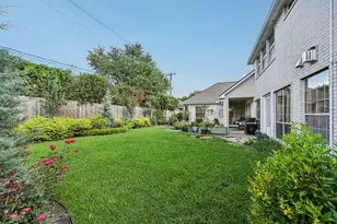 2926 Quincannon Ln, Houston, TX 77043 - Photo 47