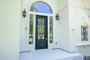 8912 Forest Lake Dr, Montgomery, TX 77316 - Photo 5