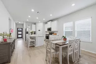 12820 S Winding Pines Dr, Tomball, TX 77375 - Photo 11