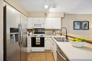 11522 Village Pl Dr, Houston, TX 77077 - Photo 19