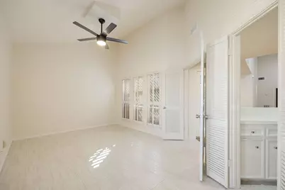 1856 S Gessner Road, Houston, TX 77063 - Photo 11