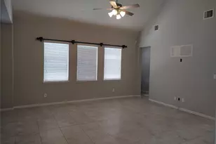 4002 Longwood Dr, Mont Belvieu, TX 77523 - Photo 5