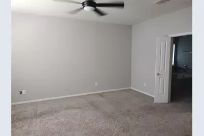 4002 Longwood Drive, Mont Belvieu, TX 77523 - Photo 9