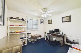 11622 Crystalwood Dr, Houston, TX 77013 - Photo 23