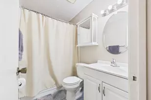 11622 Crystalwood Dr, Houston, TX 77013 - Photo 27
