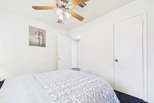 11622 Crystalwood Dr, Houston, TX 77013 - Photo 21