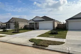 736 Zuppino Ln, Huffman, TX 77336 - Photo 3