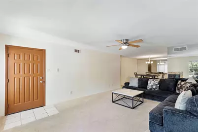 9700 Leawood Boulevard #404, Houston, TX 77099 - Photo 5