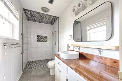 705 S La Grange Street, Flatonia, TX 78941 - Photo 17