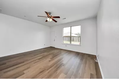 13935 Long Meadow Drive, Houston, TX 77047 - Photo 29