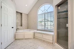 806 E 29th St, Houston, TX 77009 - Photo 15