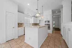 17111 Highland Canyon Dr, Houston, TX 77095 - Photo 11