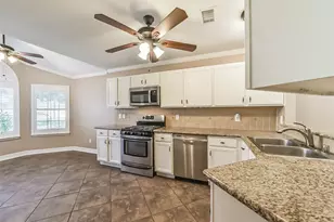 4111 Hermitage Hollow Ln, Houston, TX 77339 - Photo 13